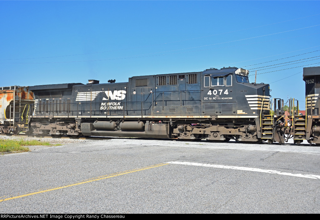 NS 4074 Train 192